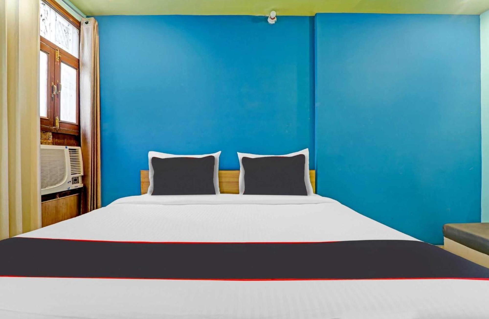 Hotel Collection O Premier Near Hazratganj Lakhnaú Exteriér fotografie