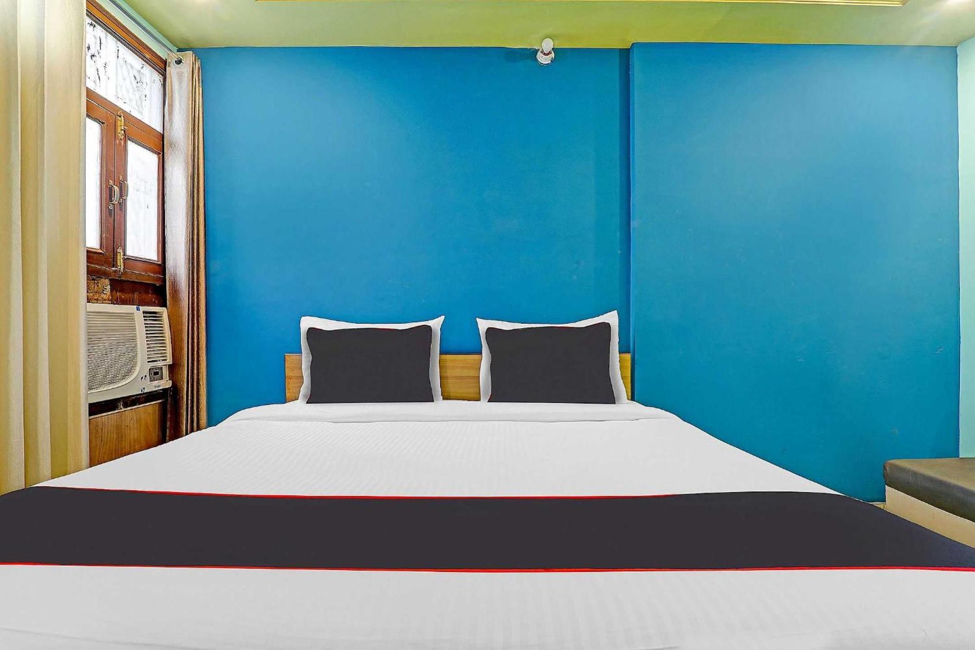 Hotel Collection O Premier Near Hazratganj Lakhnaú Exteriér fotografie