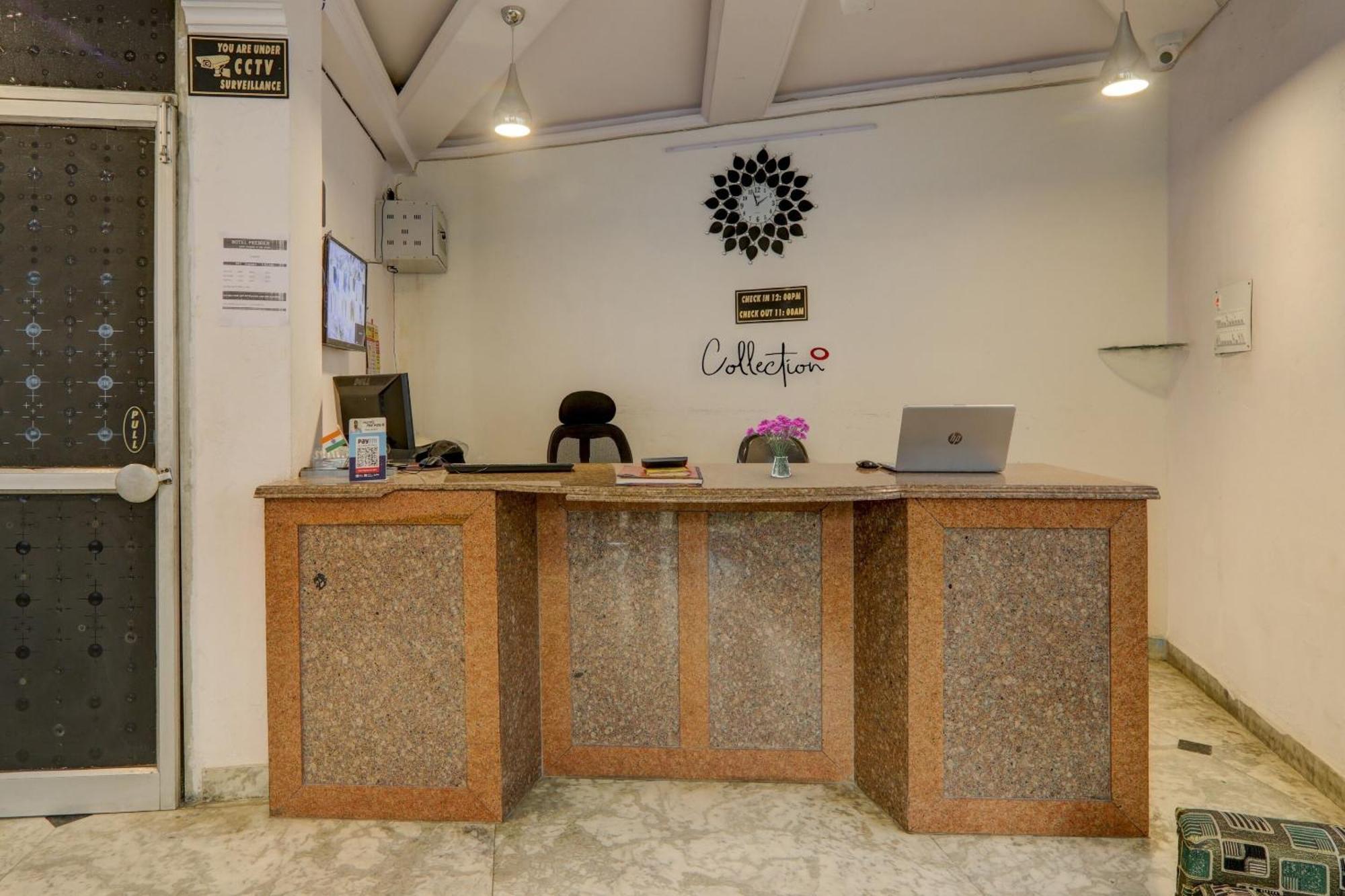 Hotel Collection O Premier Near Hazratganj Lakhnaú Exteriér fotografie
