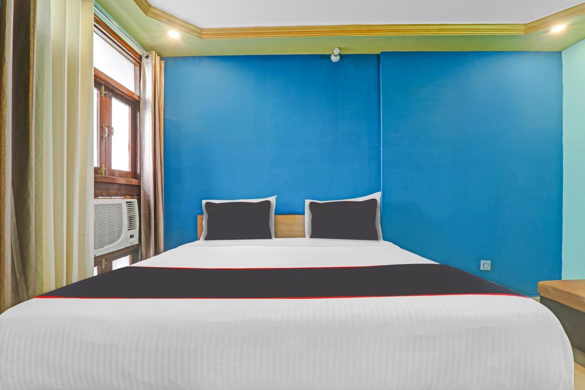 Hotel Collection O Premier Near Hazratganj Lakhnaú Exteriér fotografie